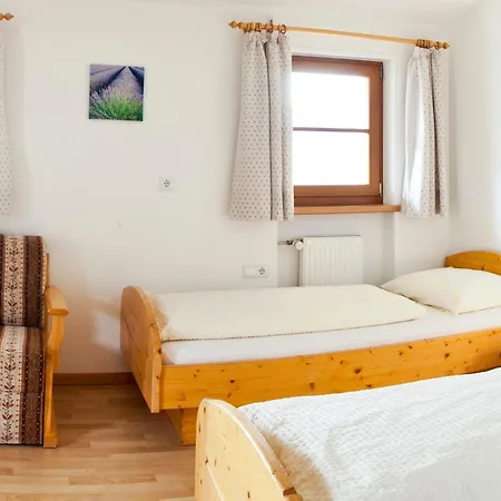 Hauserhof Апарт-отель Роденго