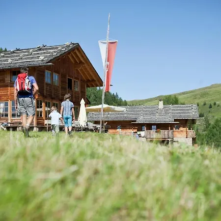 Aparthotel Hauserhof