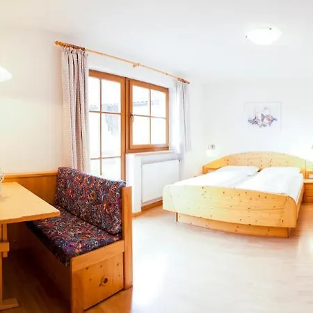 Hauserhof 2* Роденго