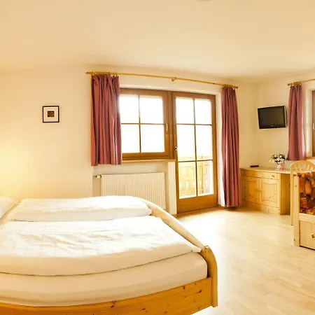 Aparthotel Hauserhof 2*